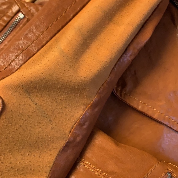 BCBG cropped leather jacket - Picture 7 of 10